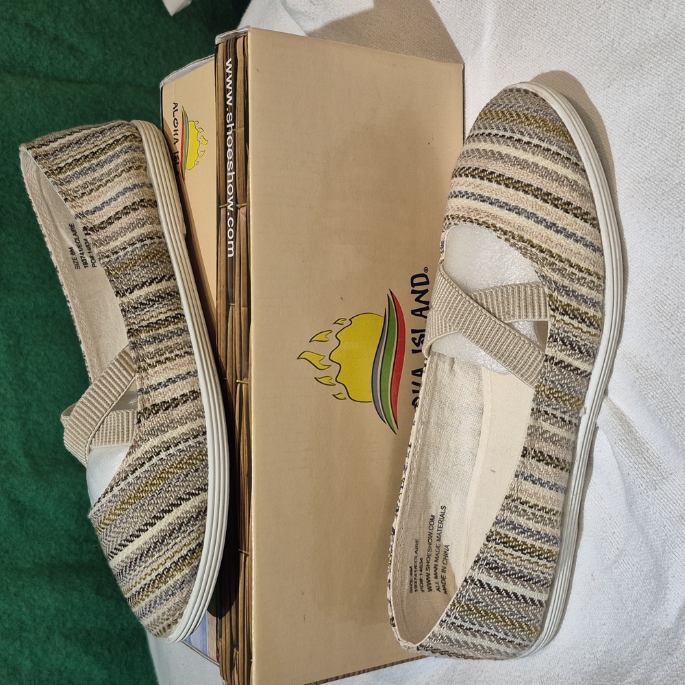 Aloha Island slides size 8M